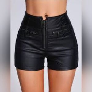 RAMISU High-Waisted Black Faux Leather Shorts Small